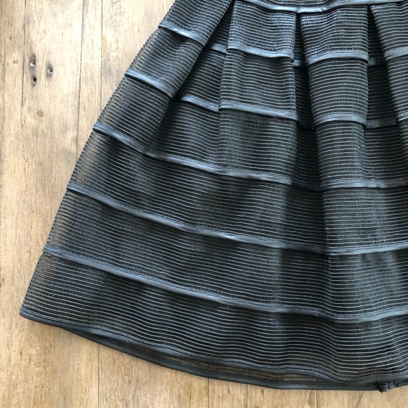 Luxxel | Black Striped Sheer Flare Skirt - Picture 3 of 8